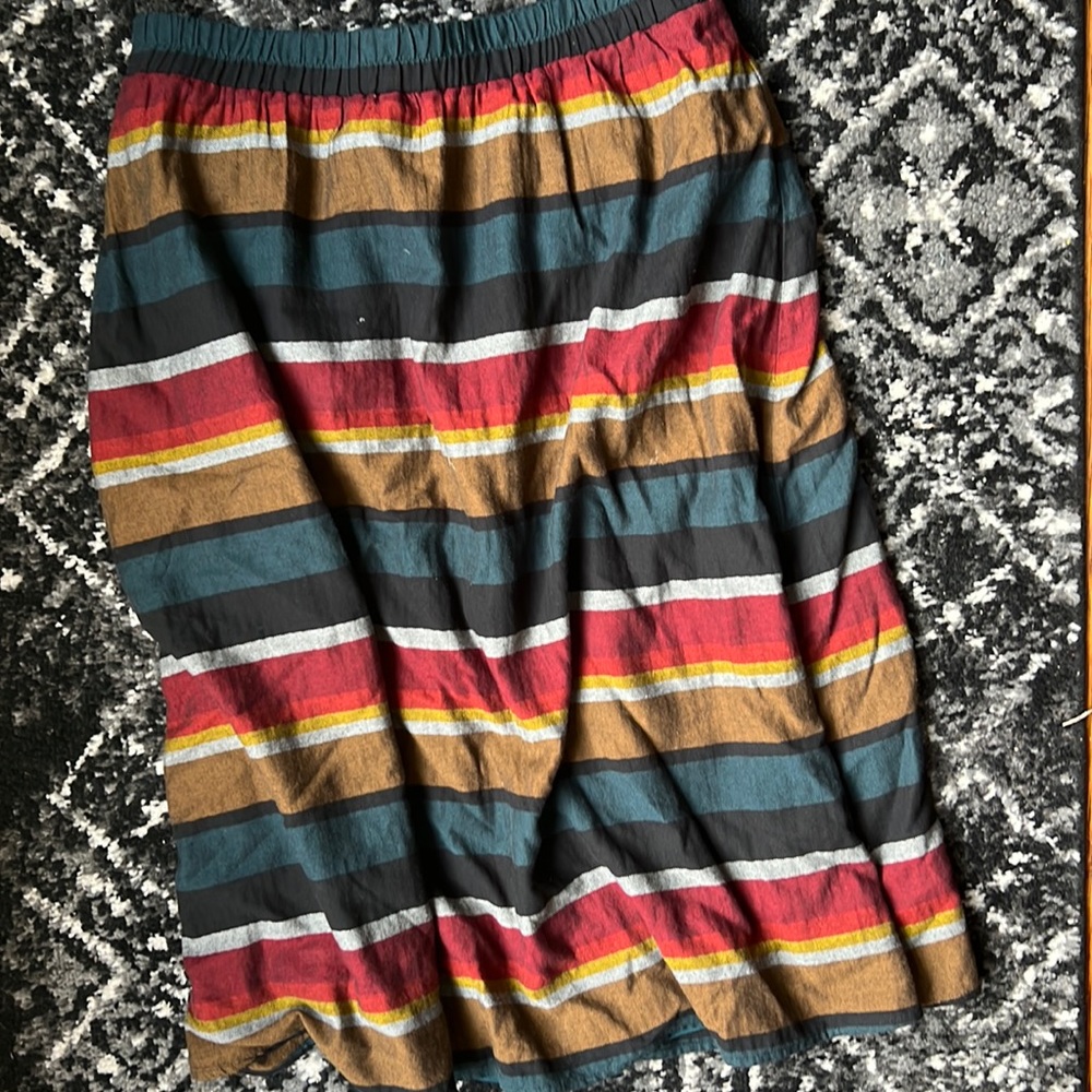 Old Navy Trailblazer Strip Midi skirt size medium